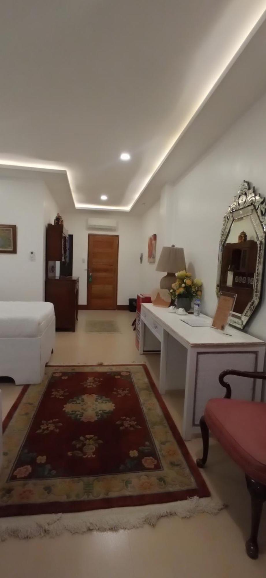 Residencia Orlina Hotel Dumaguete City Exterior photo