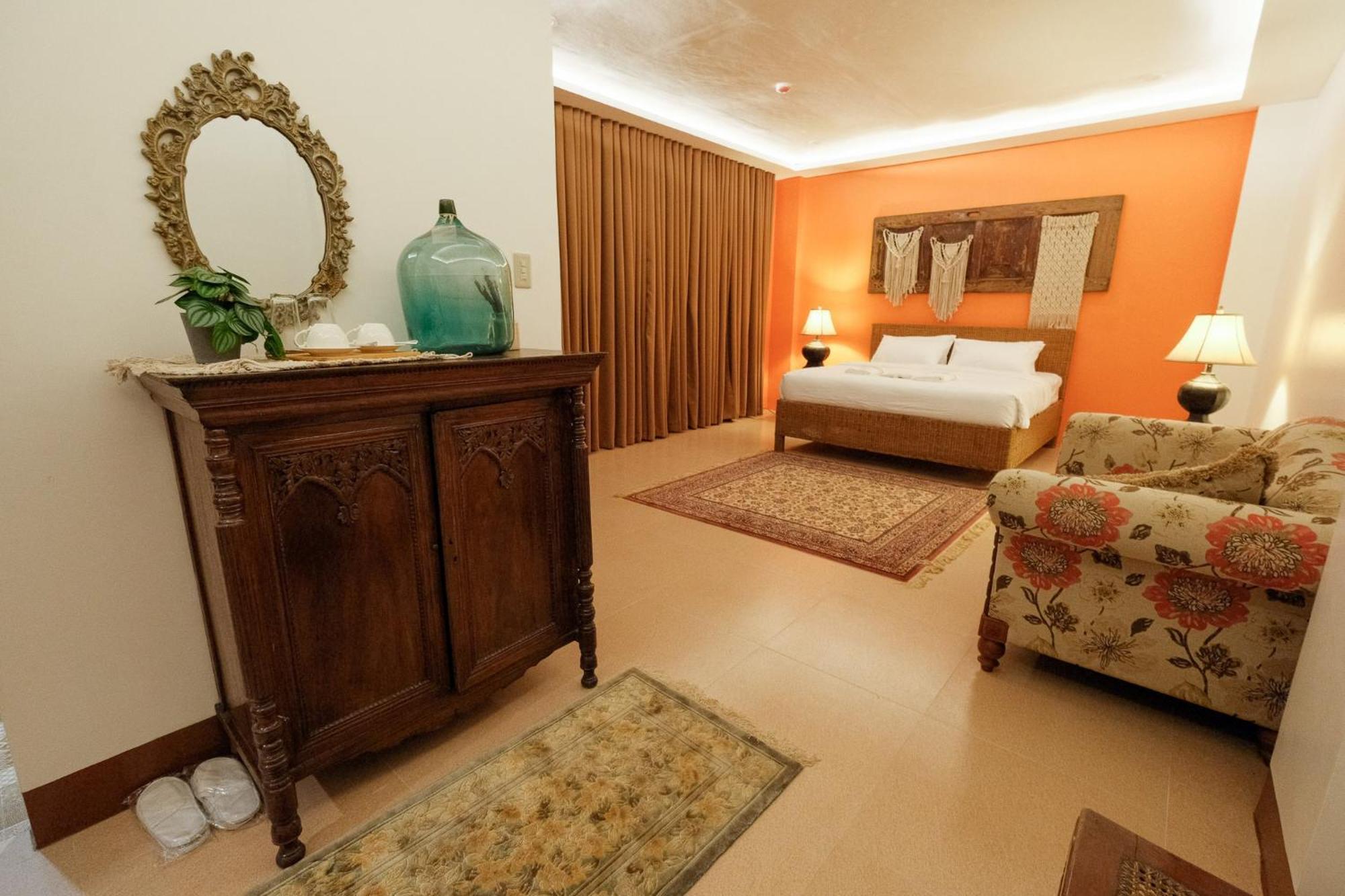 Residencia Orlina Hotel Dumaguete City Exterior photo